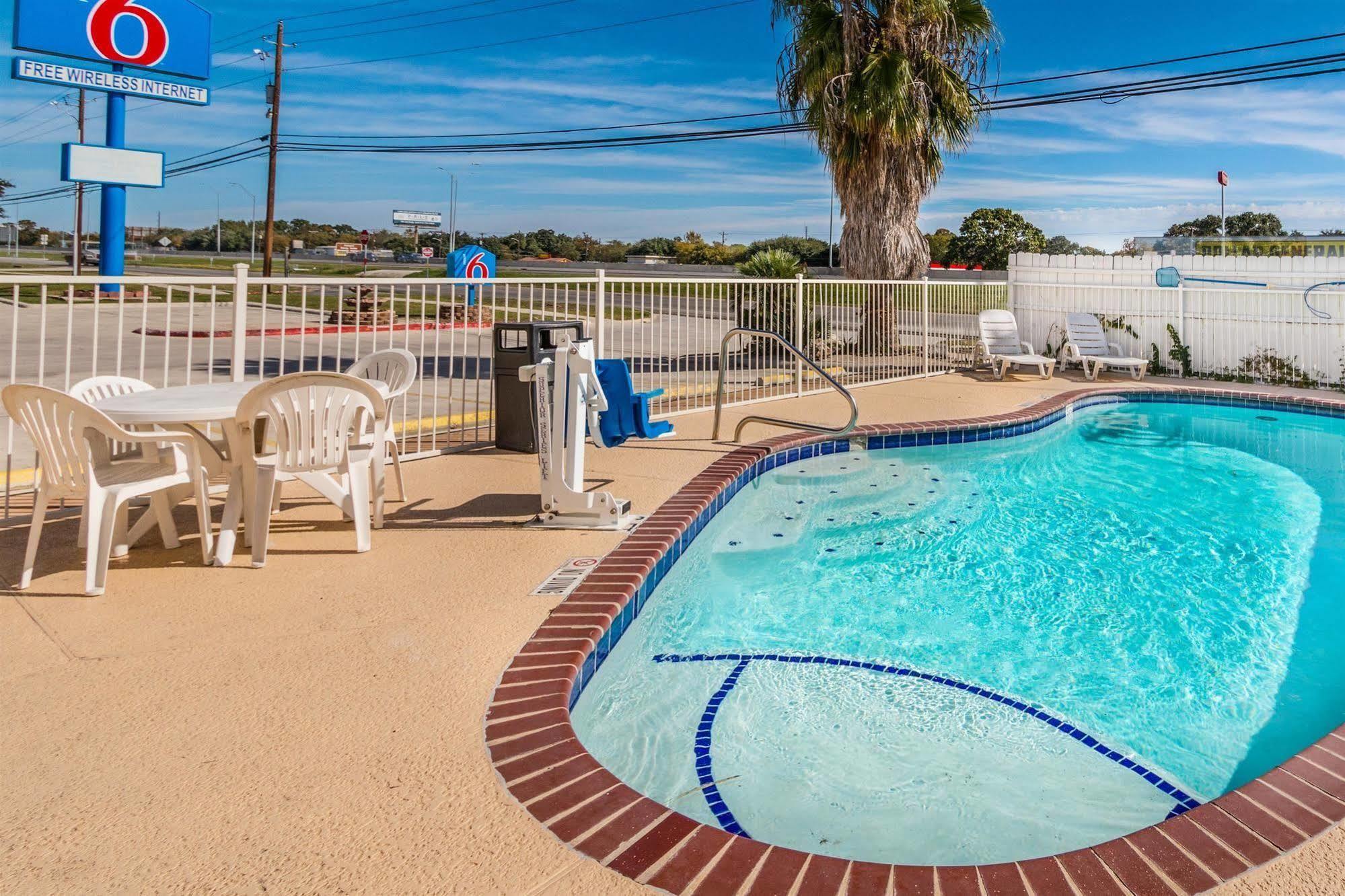 Motel 6-San Marcos, Tx - North Luaran gambar